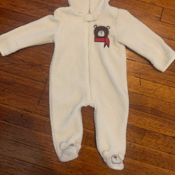 Onsie - Picture 3 of 5